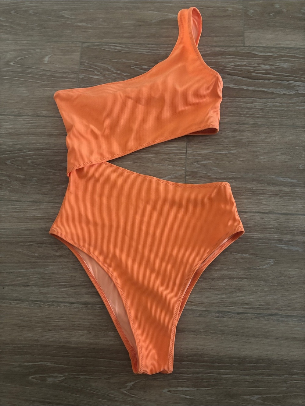 Berlook- women’s One-Shoulder Orange Cutout One-Piece Swimsuit
